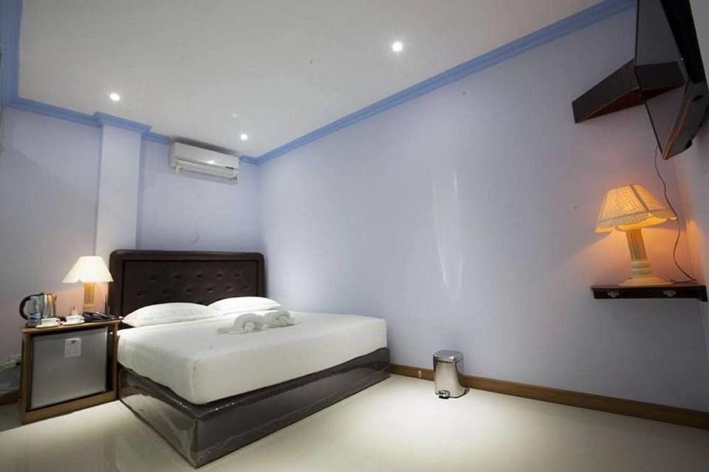Woodland Hotel Yangon Ngoại thất bức ảnh