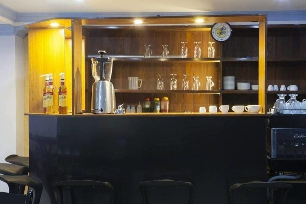 Woodland Hotel Yangon Ngoại thất bức ảnh
