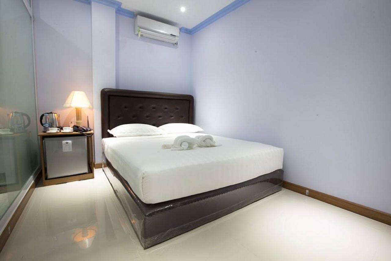 Woodland Hotel Yangon Ngoại thất bức ảnh