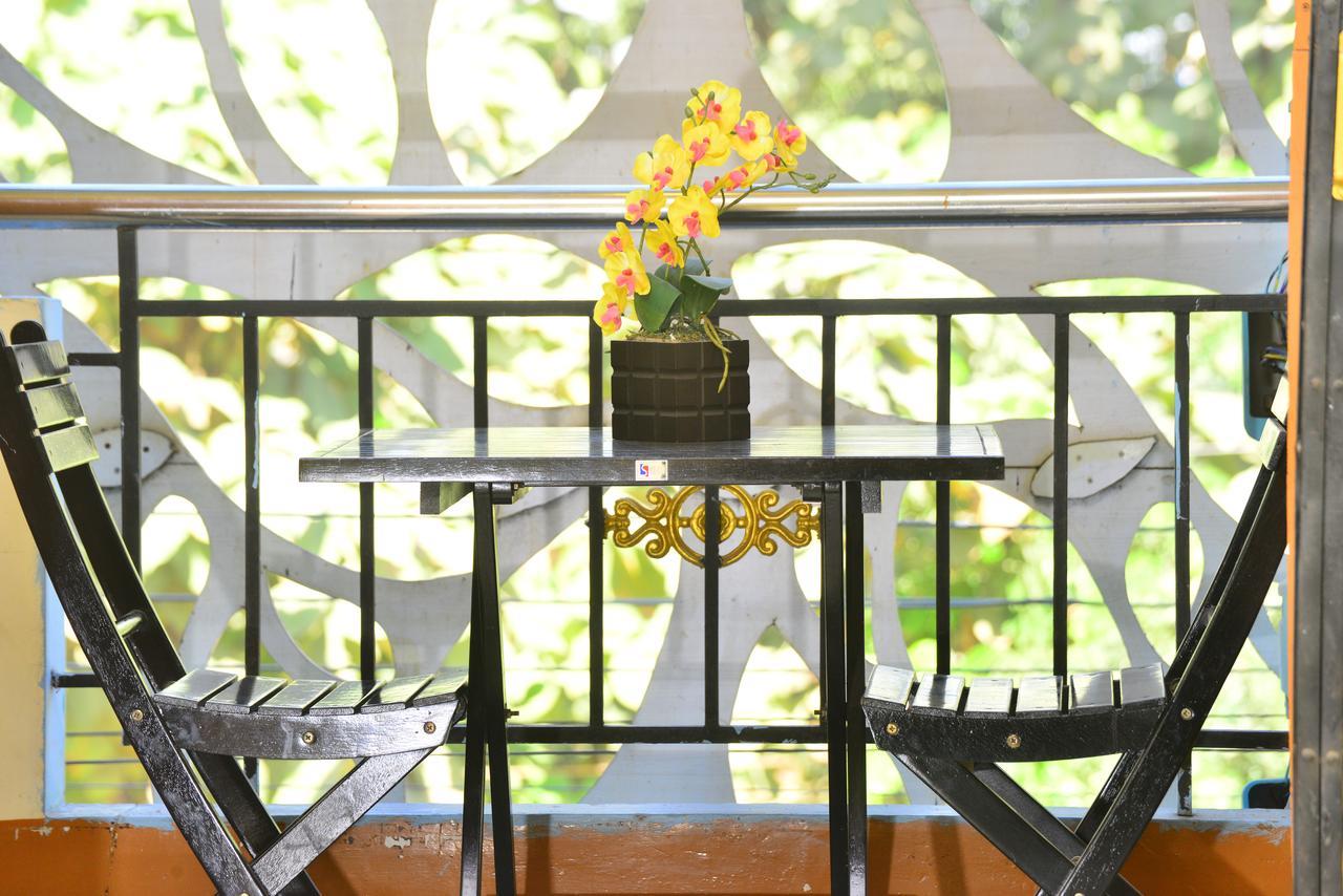 Woodland Hotel Yangon Ngoại thất bức ảnh