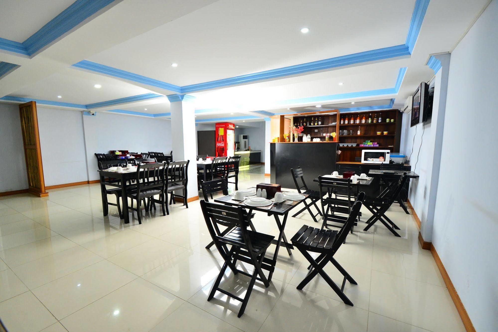Woodland Hotel Yangon Ngoại thất bức ảnh